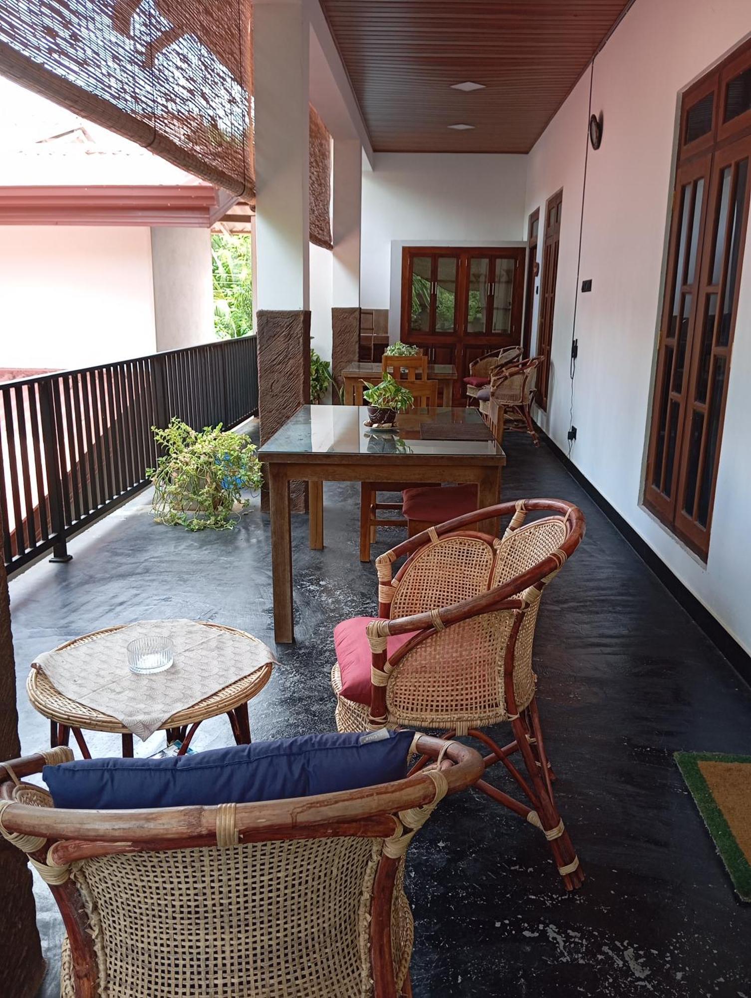 Ceylonima Home Stay Анурадхапура Номер фото